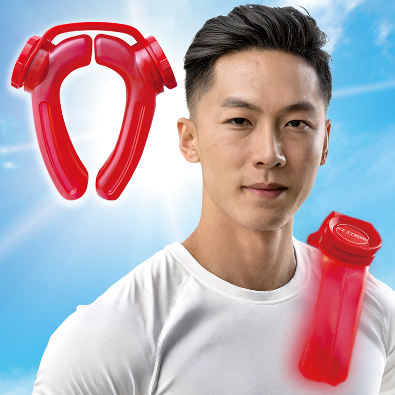 連結させて肩を冷やす。ハンズフリーでアイシングOK