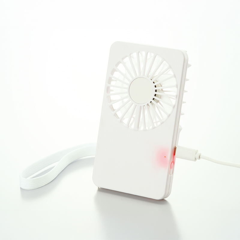 スリムカードファン